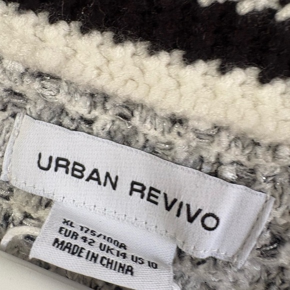 SOLD - Picture 3 of 7